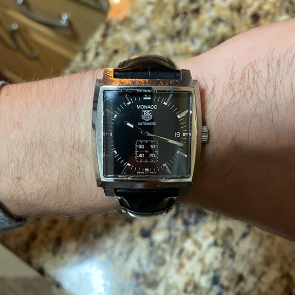 *SOLD* Tag Heuer Monaco Automatic + 3 straps - Picture 14 of 17